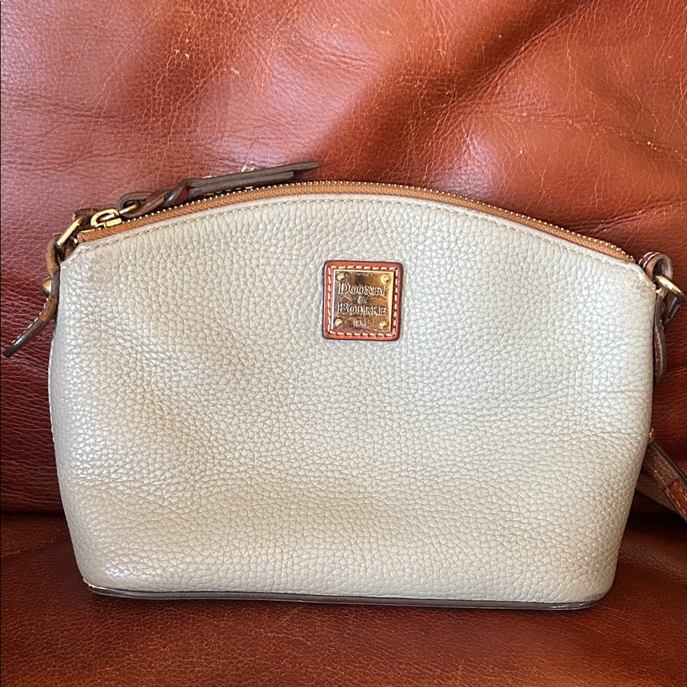 Dooney & Bourke Crossbody - Picture 2 of 13